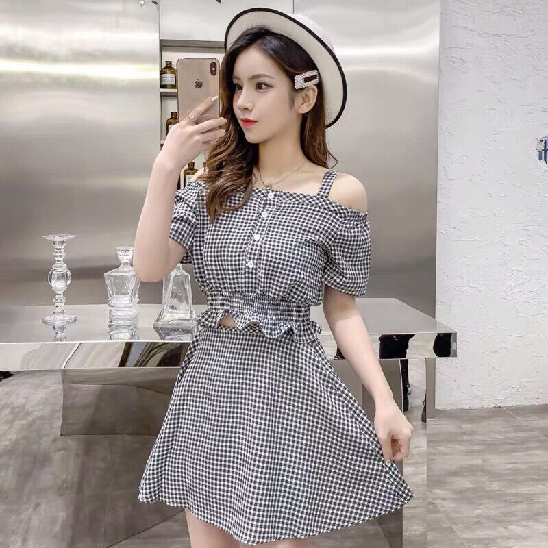 Sét Đầm Kate Caro Sự Kết Hợp Kiếu Áo Rớt Tay Kèm Chân Váy Xóe Duyên Dáng TTS0423