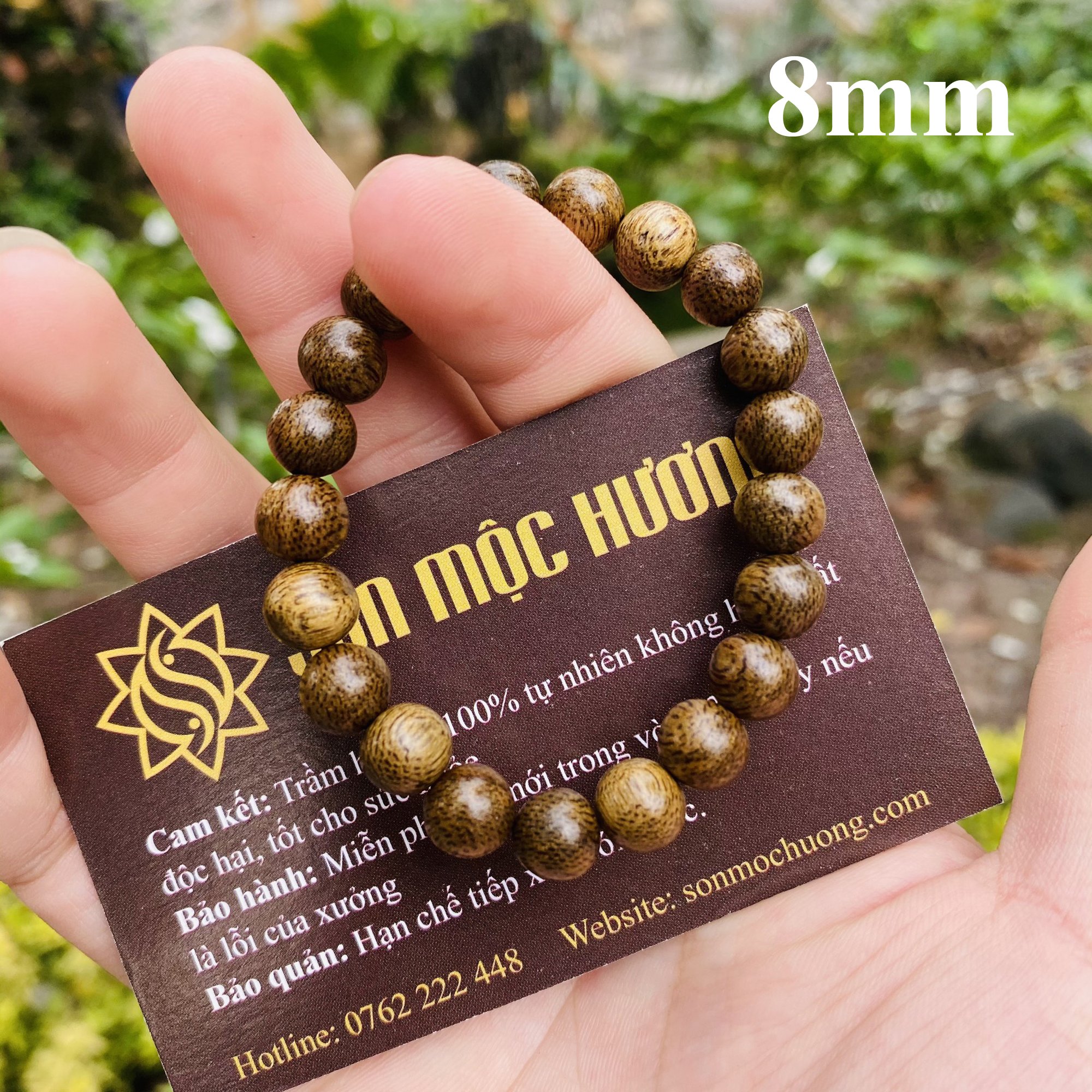 Vòng tay trầm hương tốc phong thủy tròn đơn 8 ly 21 hạt nữ Sơn Mộc Hương giúp mang lại may mắn bình an và tài lộc cho người đeo Mỹ Phẩm Sỉ Emer