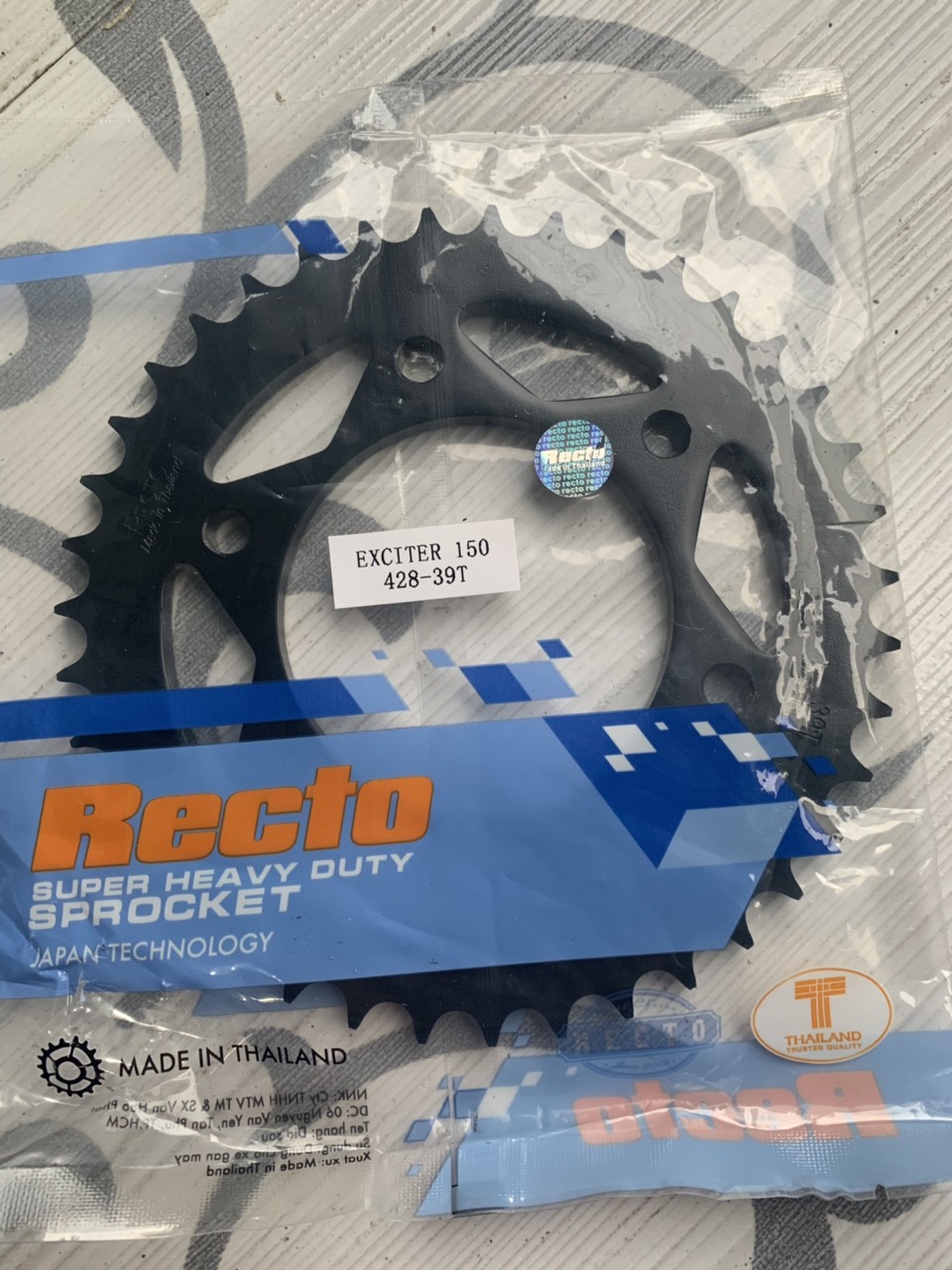 Dĩa 39T xe exciter 150 hiệu recto
