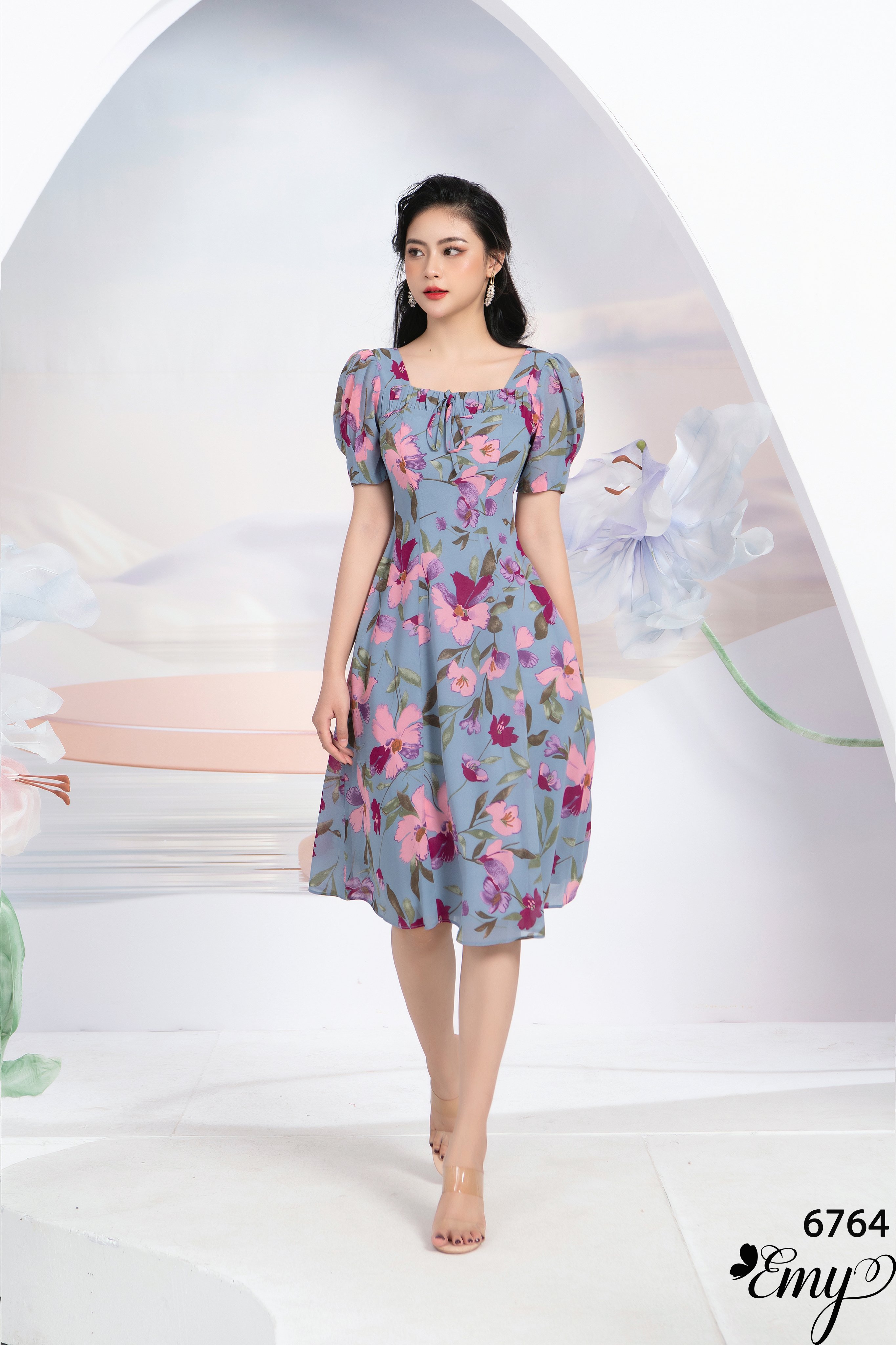 Đầm emy em6764 xoè cổ vuông thắt dây nơ