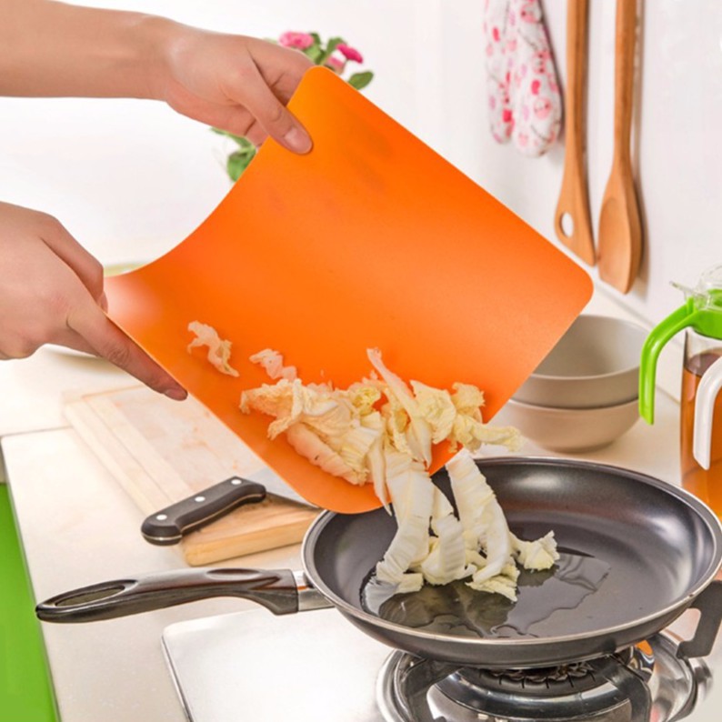 Thớt bằng nhựa dẻo mới