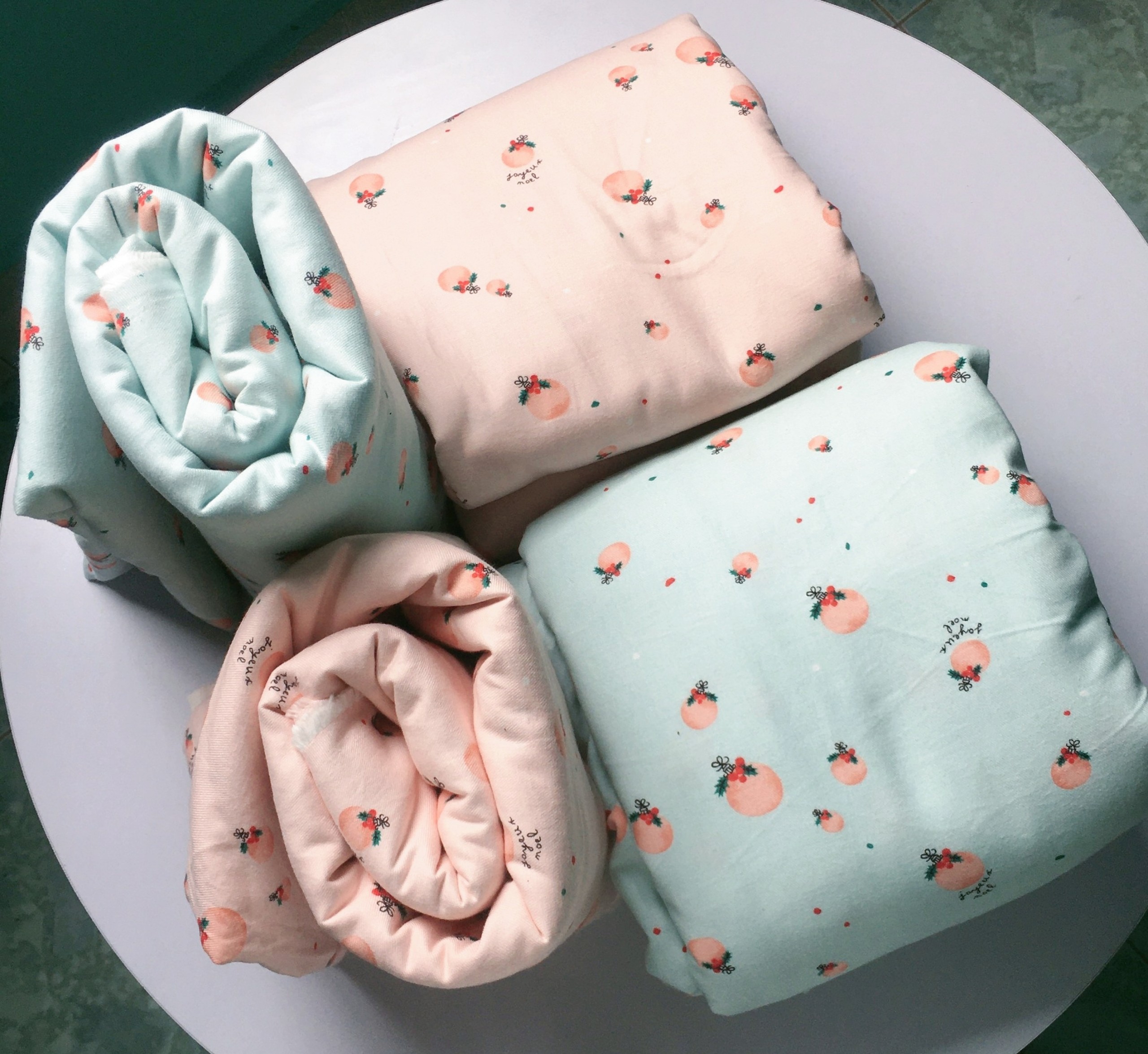 Kate thô/xanh blue sữa + cam hồng sữa họa tiết quả cầu chuông.