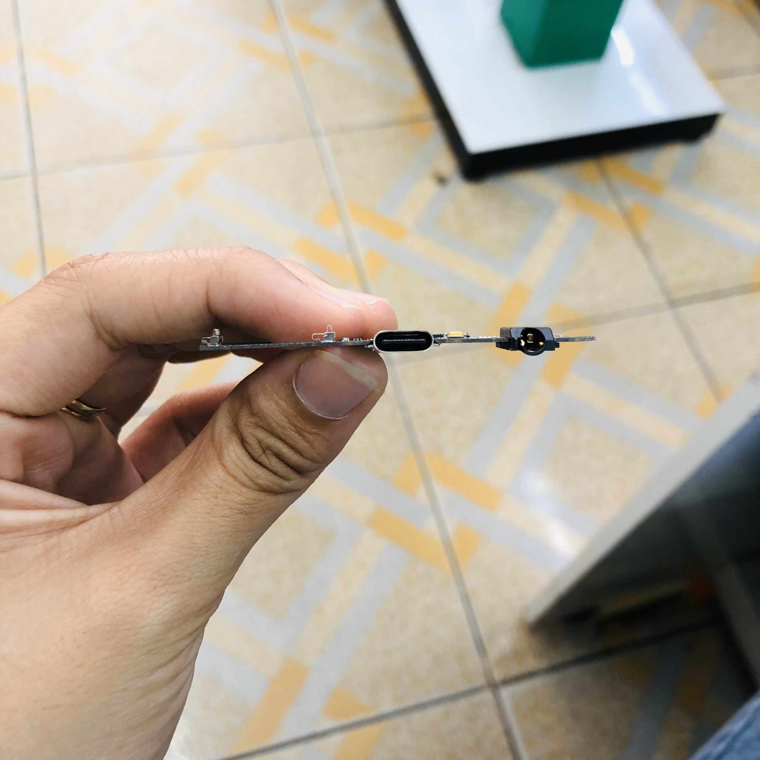 Cụm sạc OPPO A5 2020 chính hãng , bảo hành đổi trả