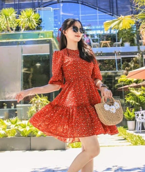 Đầm nữ hở lưng dáng xòe 2 tầng chất liệu lụa hàn thiết kế tiểu thư hari