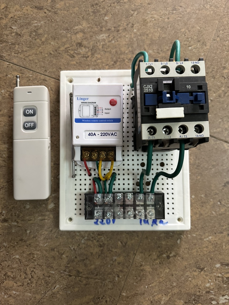 Công tắc điều khiển từ xa máy bơm nước, mô tơ 1 pha 220V 1000 mét 5kw lắp đặt sẵn