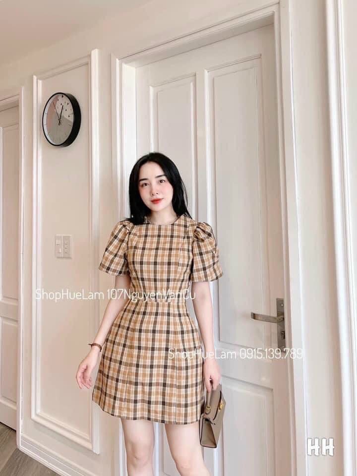 Đầm caro kẻ sọc tay búp cực hot