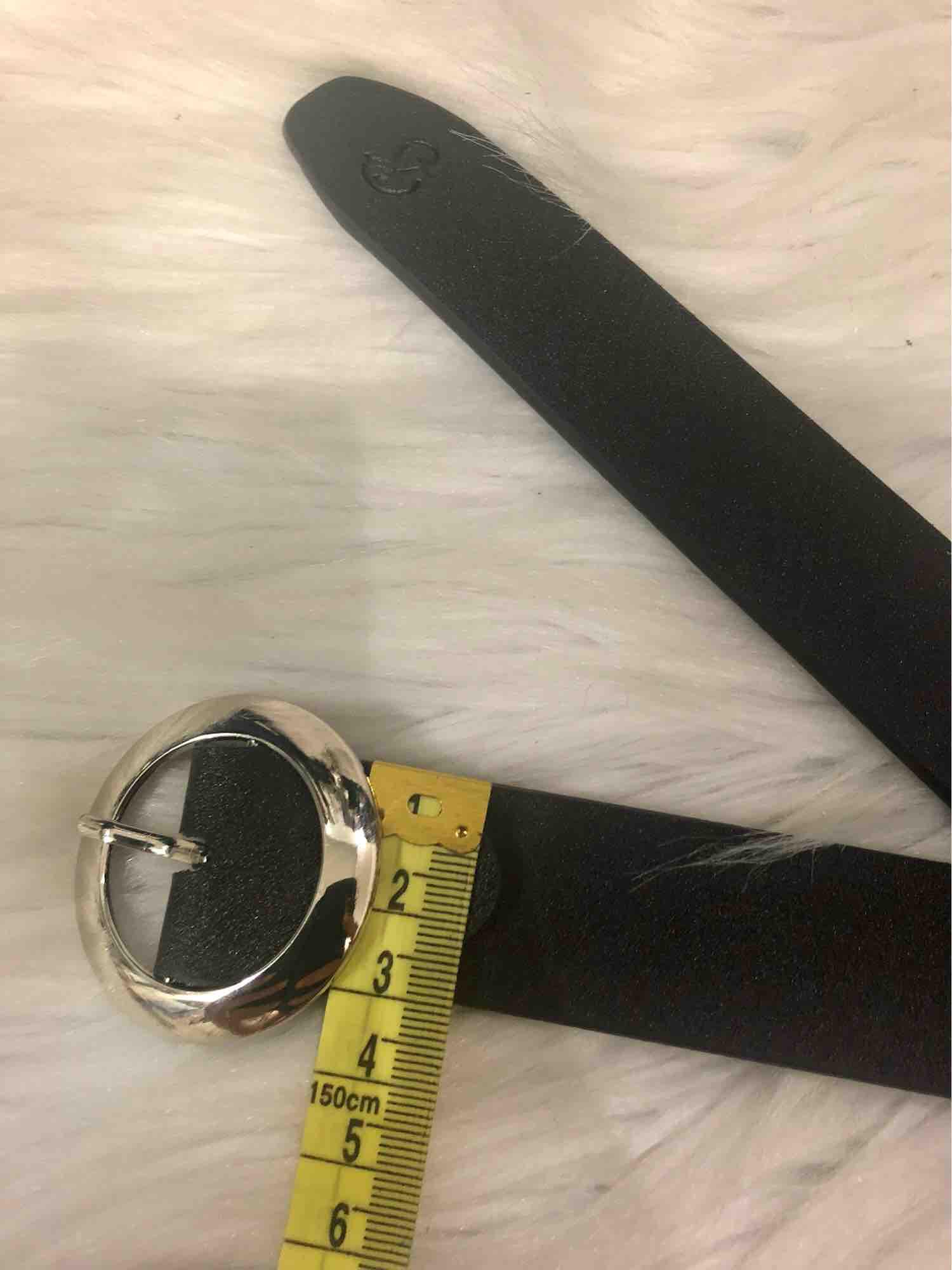Nịt nữ bản 3cm. Mặt tròn