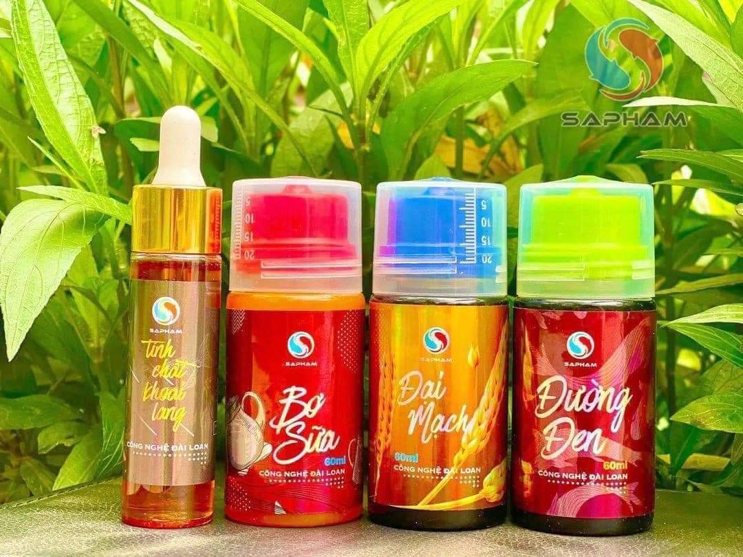 Combo 4 Món tinh mùi câu chép Sa Phạm gồm : Đ𝐮̛𝐨̛̀𝐧𝐠 đ𝐞𝐧 , Đ𝐚̣𝐢 𝐦𝐚̣𝐜𝐡 , 𝐁𝐨̛ 𝐬𝐮̛̃𝐚 , 𝐓𝐢𝐧𝐡 𝐜𝐡𝐚̂́𝐭 𝐤𝐡𝐨𝐚𝐢 𝐥𝐚𝐧