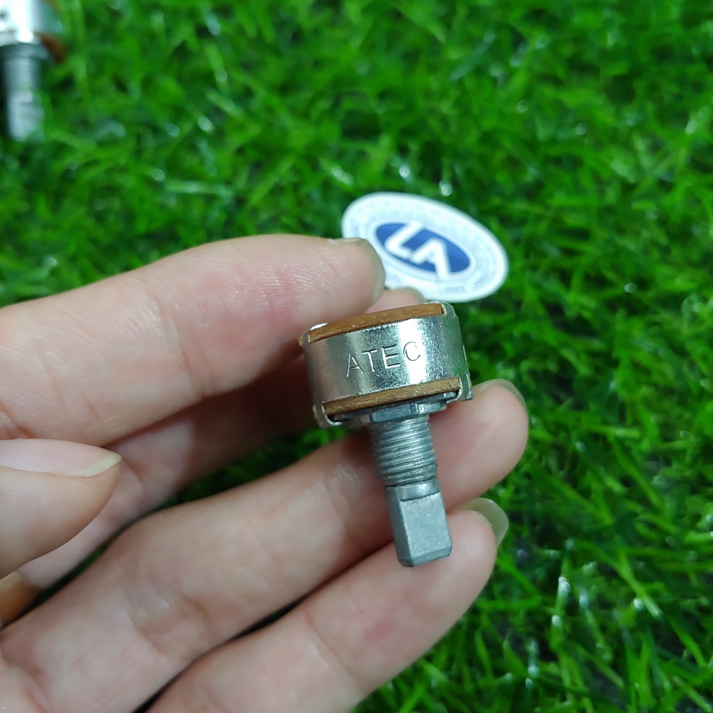 Nút Vặn Chiết Áp Vát Góc Chặt Góc Chiết Áp Ampli Jagura 10 Cái ATV