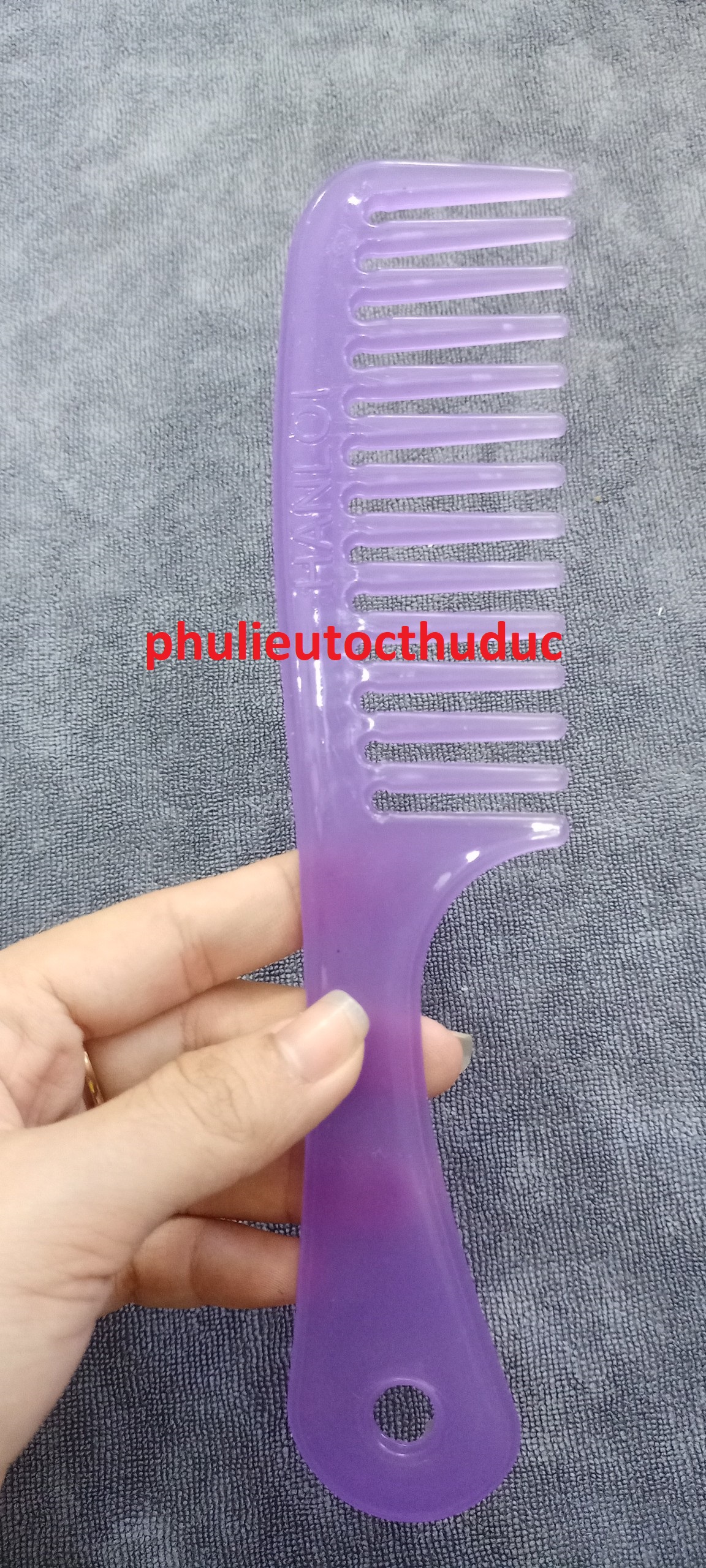 1 lược chảy tóc răng thưa loại trung - phulieutocthuduc