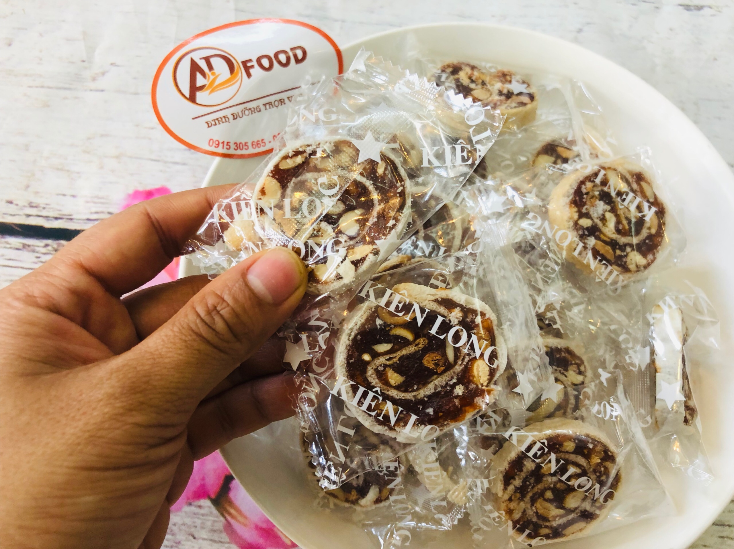 500G kẹo chuối tươi cuộn bánh tráng phồng Bến Tre - doanvat_hangduong