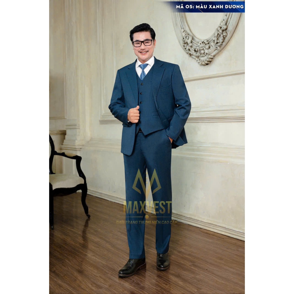 Bộ vest nam trung niên tặng kèm 1 áo gile cùng màu bộ vest ,1 áo somi và cà vạt lụa gấm