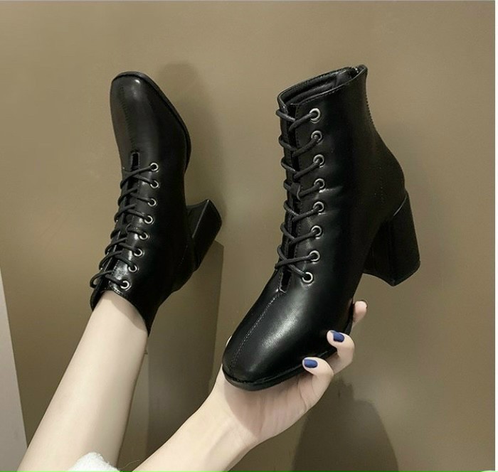 Giày Boot nữ cổ ngắn QSB89 - Hàng đẹp giá tốt , bốt da đế vuông cao cấp