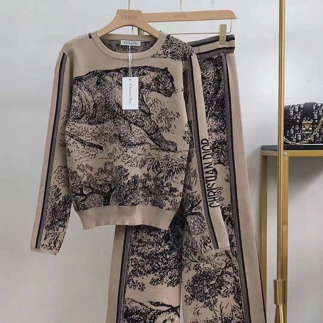 Bộ len dior hổ quảng châu thời trang 2023