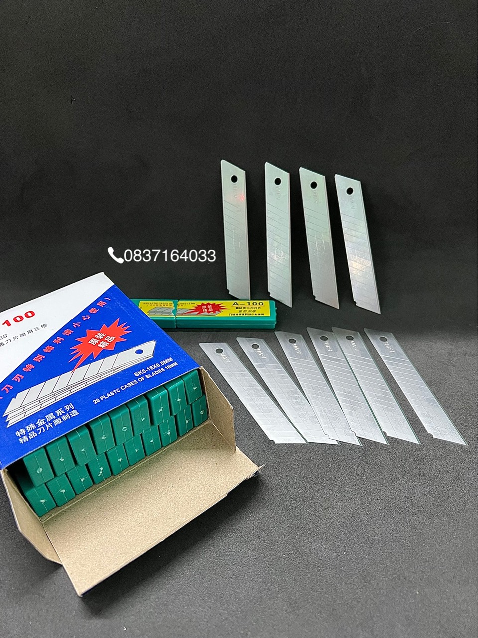 Lưỡi dao rọc giấy hộp lớn a-100 kích cỡ 18mm