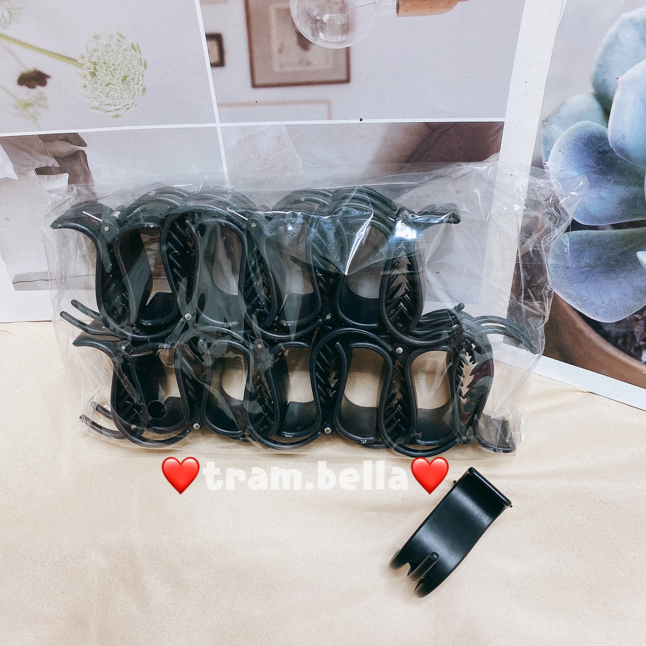 Vỉ kẹp tóc càng cua 3 răng nhiều màu - Trâm Bella
