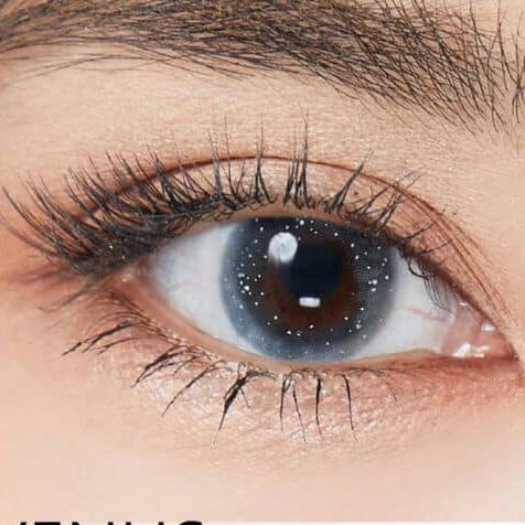 [HCM]Lens xám mẫu mới 2020 sử dụng 1 năm tặng kèm khây