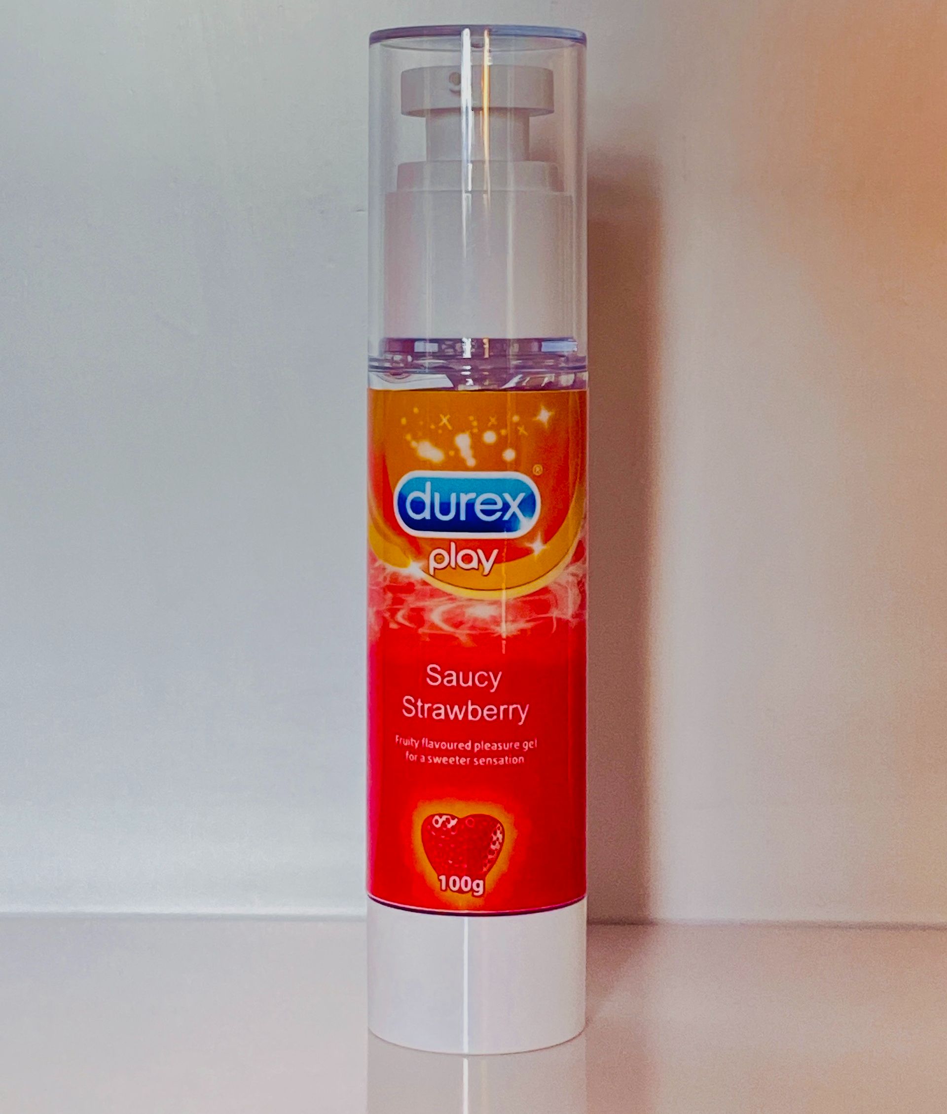 Gel bôi trơn Durex Play Strawberry Hương Dâu - 100ml