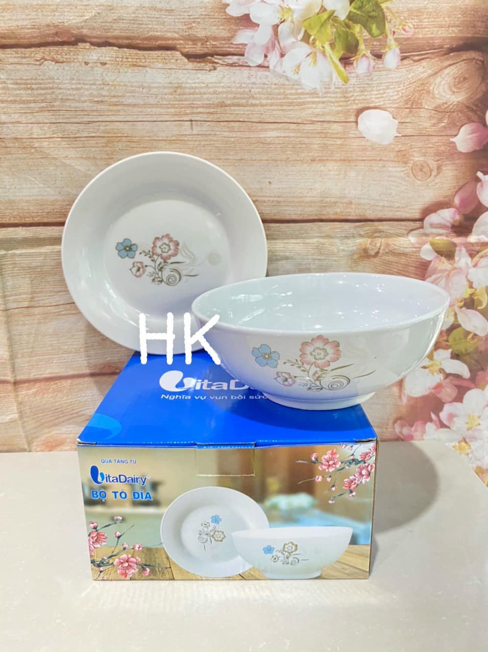 Bộ 1 tô 1 dĩa bằng sứ hkm Vitadairy