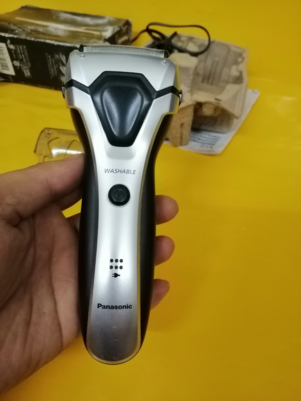 Máy cạo râu nội địa nhật panasonic es-rl32