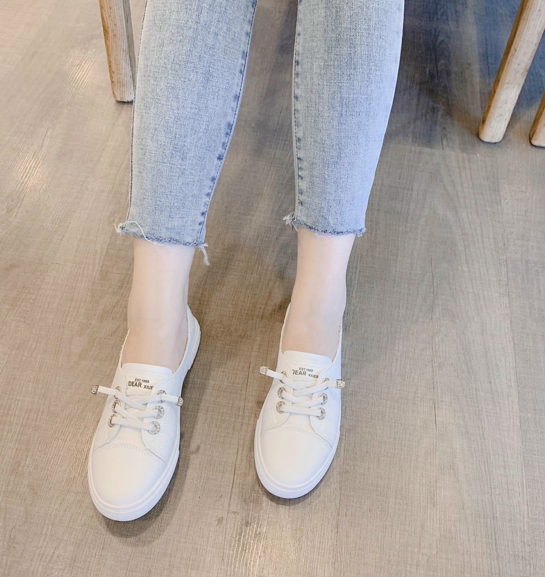 Giày slipon mềm êm nhẹ tênh năng động
