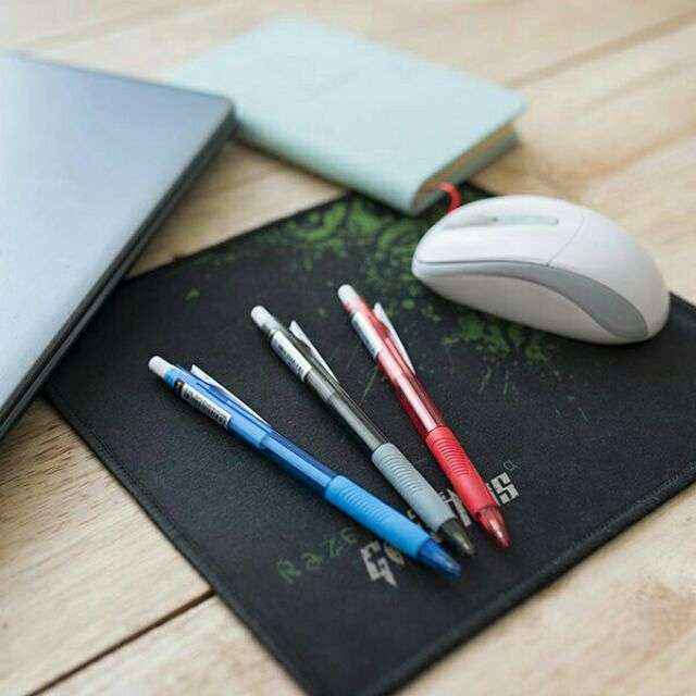 1 hộp bút bi TL 095 Xanh ( 20 cây )