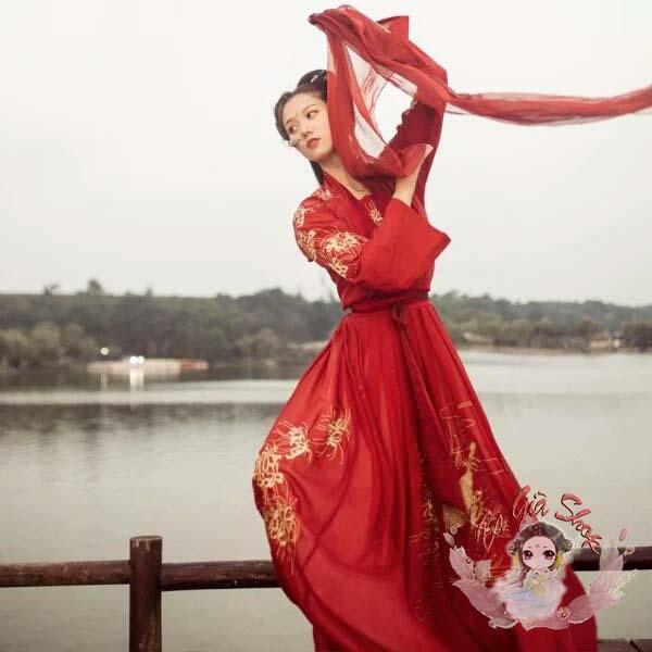 Trang phục cổ trang nữ