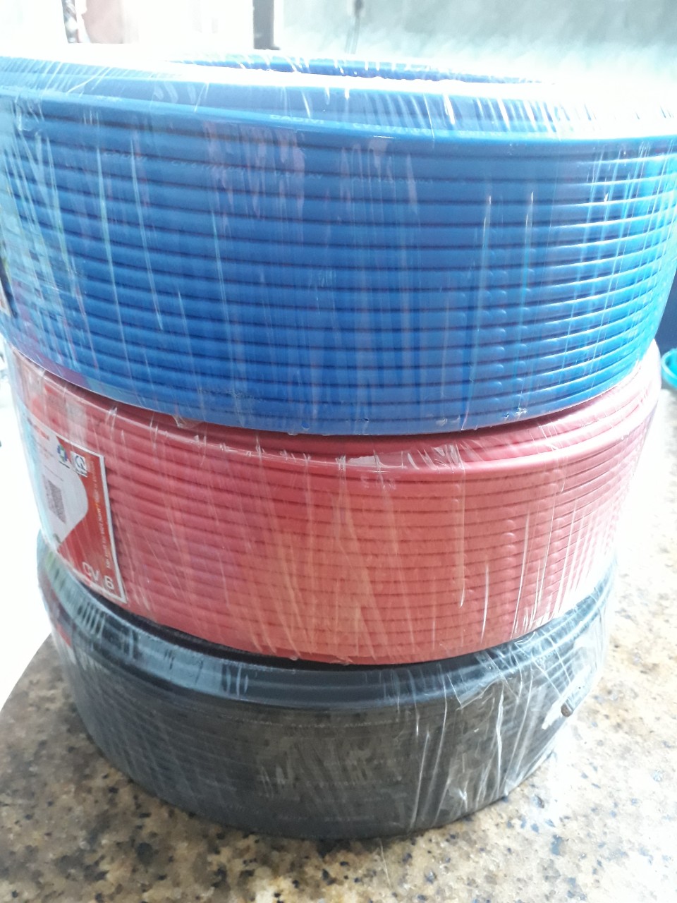 Dây điện đơn mềm 6.0 cadivi cuộn 100 mét