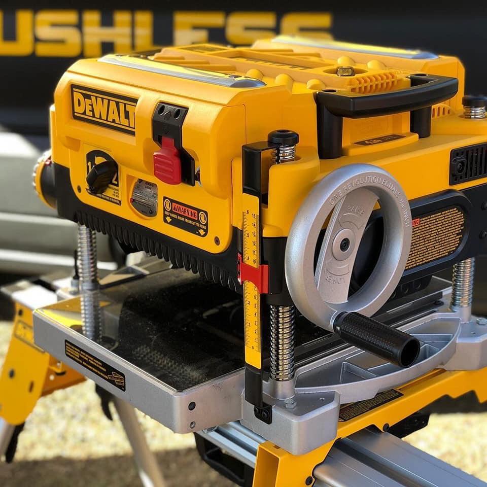 Máy bào cuốn 1800w dewalt dw735 - hàng chính hãng