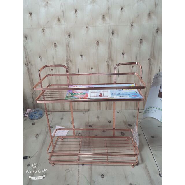 Kệ để đồ nhà tắm hcn 2 tầng 3 tầng màu vàng đồng, cam kết hàng đúng mô tả, chất lượng đảm bảo, an toàn đến sức khỏe người sử dụng, đa dạng mẫu mã, màu sắc, kích cỡ