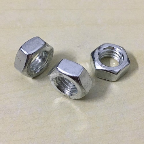 Đai ốc, ecu M5 , ĐAI ỐC LỤC GIÁC , ốc vặn ren 200 con