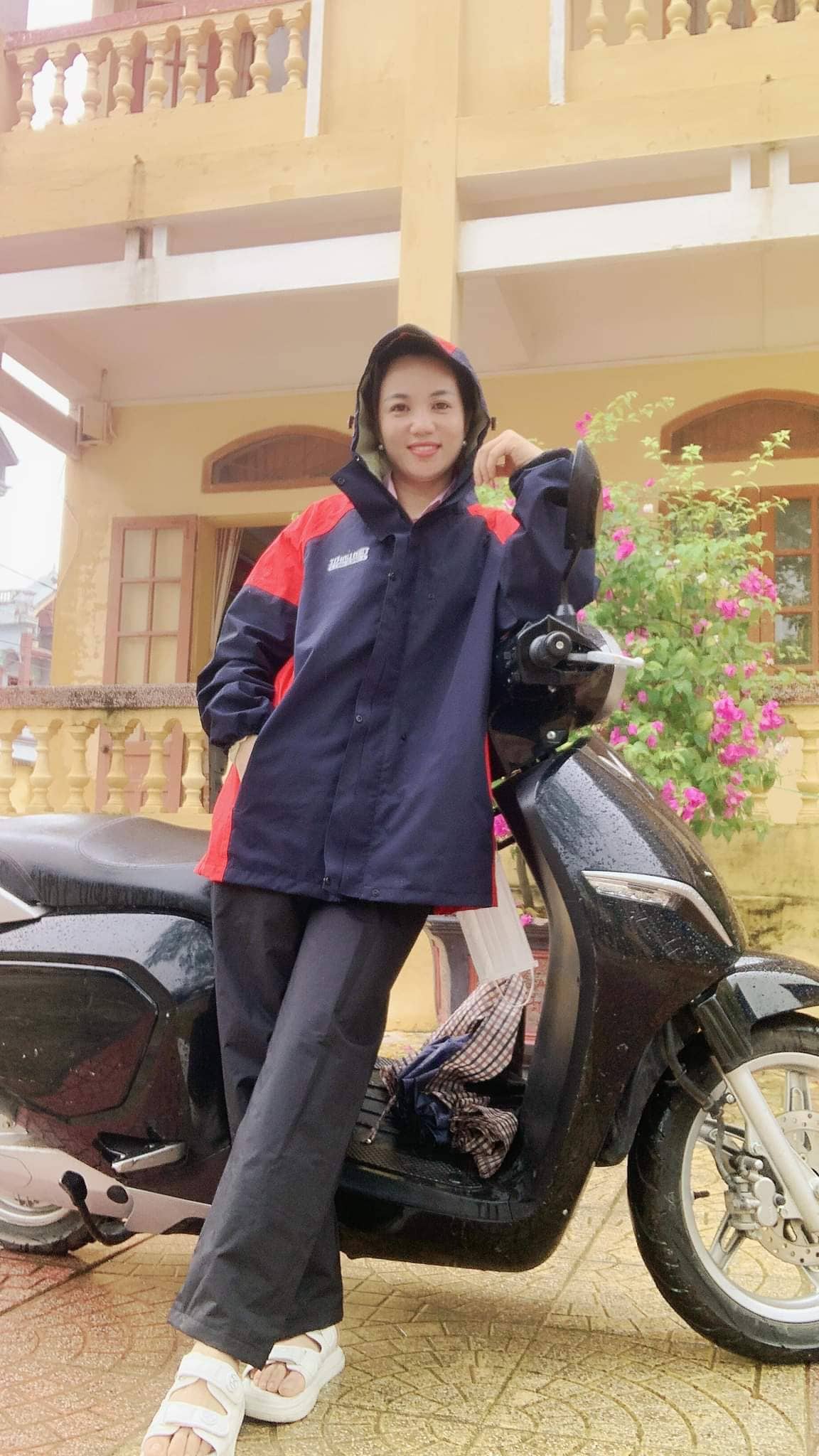 Bộ quần áo mưa thể thao kiêm áo gió cao cấp mẫu mới 2022