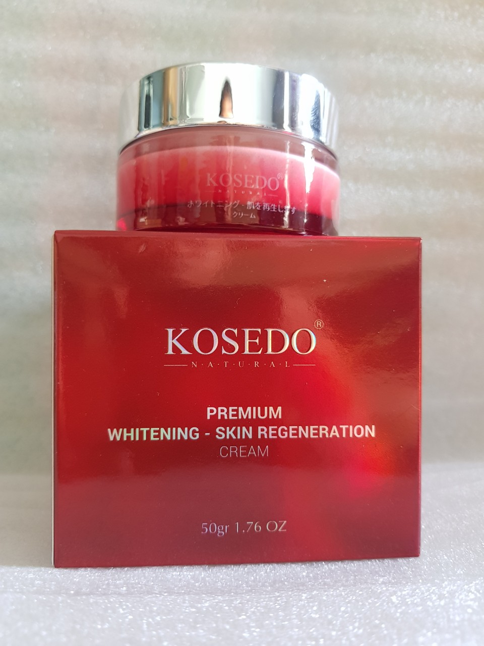 Kem Dưỡng Trắng Tái Tạo Da Chiết Xuất Nhụy Hoa Nghệ Tây Kosedo Nhật Bản 50gr