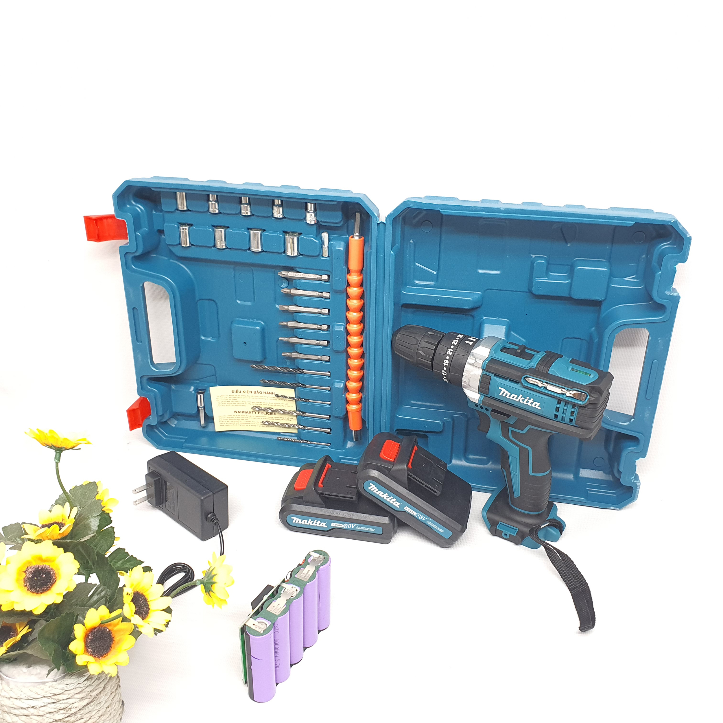 Máy vặn vít pin 99v - makita df331d
