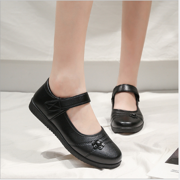 Giày trung niên nữ thêu hoa- Giày bệt- Vincent shop