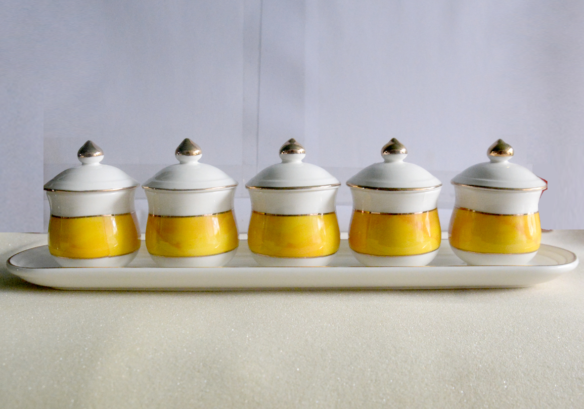 [HCM]Bộ chung đại bi có nắp 5 ly nước thờ cúng bàn thờ gốm sứ vàng