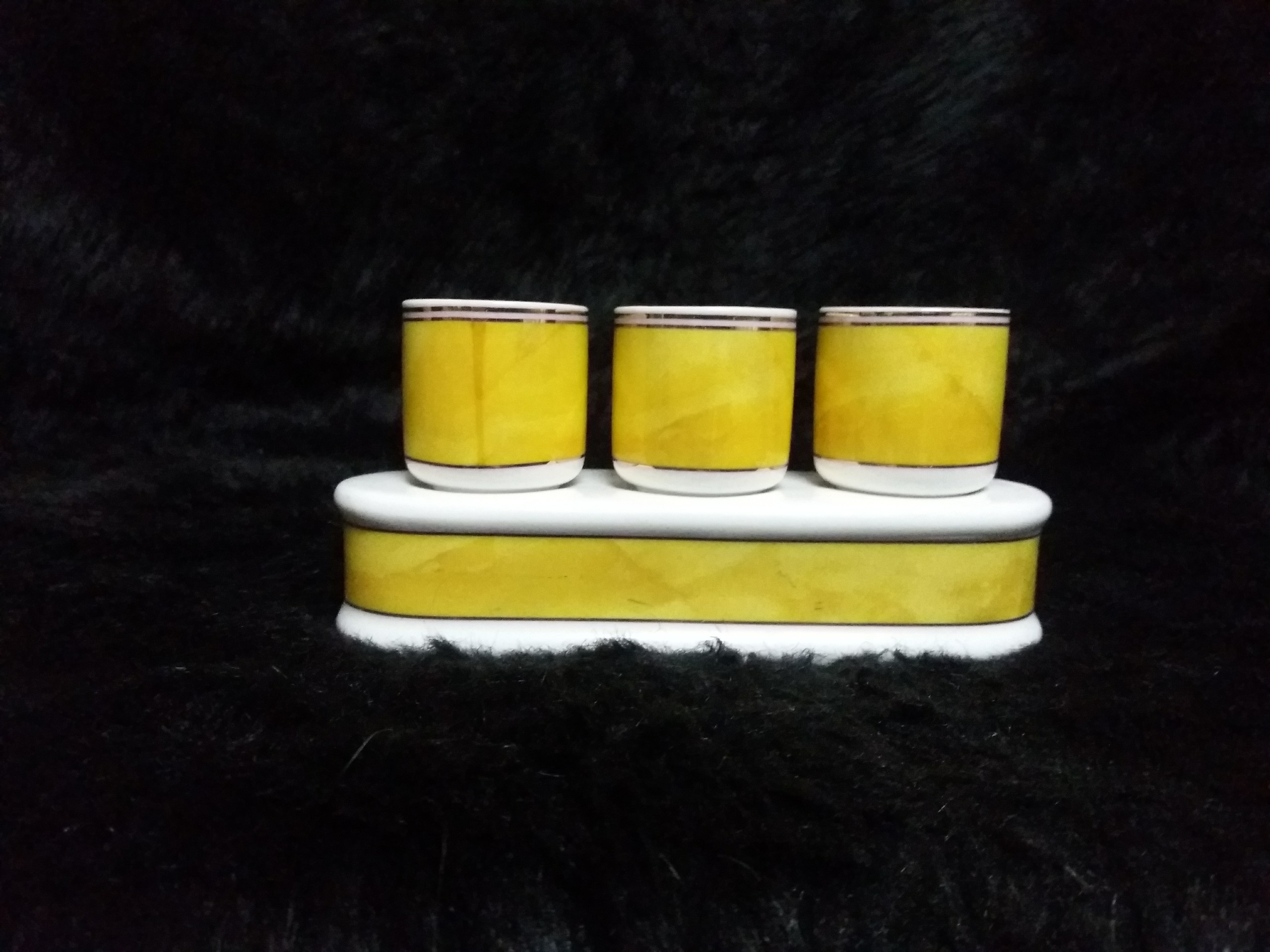 Bộ 3 chung nước và bộ 5 chung nước đá vàng