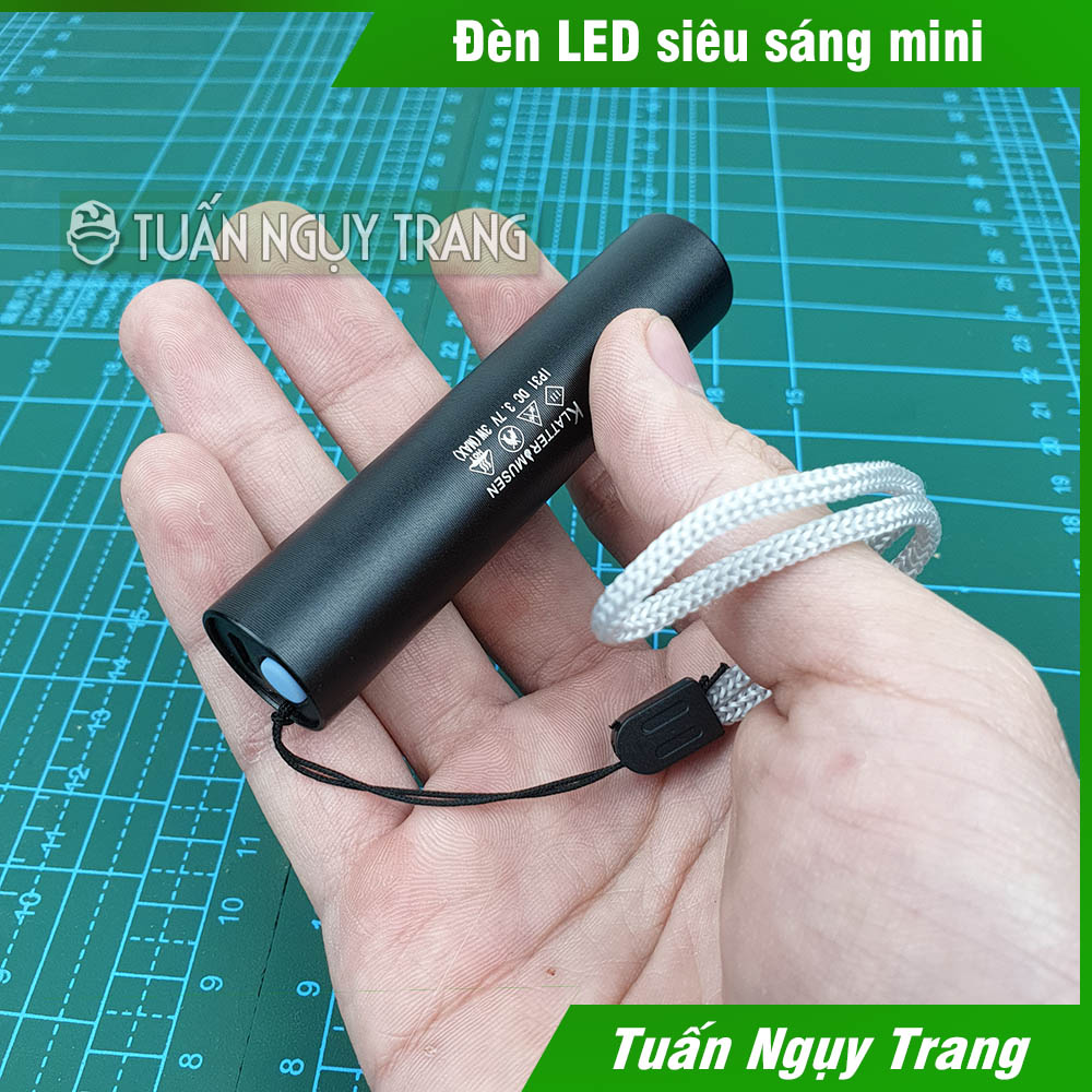 Đèn pin siêu sáng mini led ánh sáng trắng nhỏ gọn
