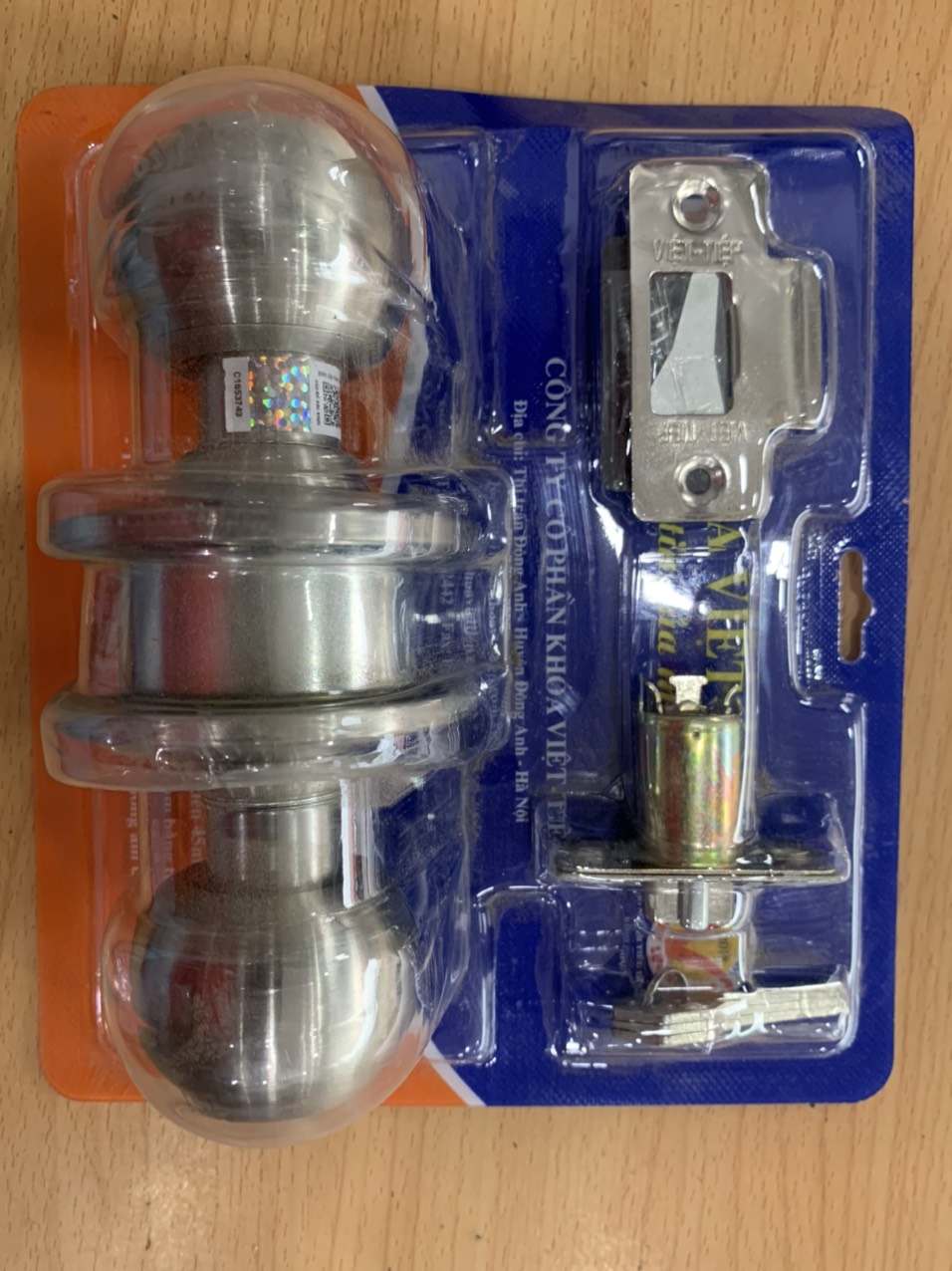 Ổ khoá tay nắm tròn việt tiệp 04211