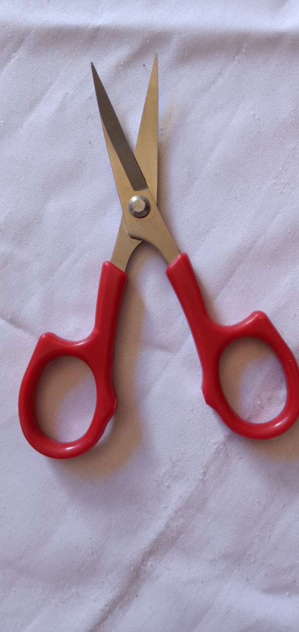 Kéo bấm cắt chỉ thêu mũi cong cao cấp hãng Pin