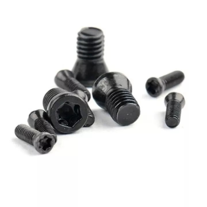 Ốc vít giữ chíp 1 mặt trên cán dao tiện CNC