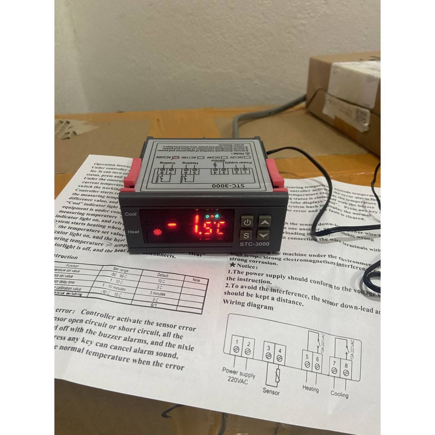 Đồng hồ nhiệt độ kèm can nhiệt -40-90 độ 2 rơ le stc-3000