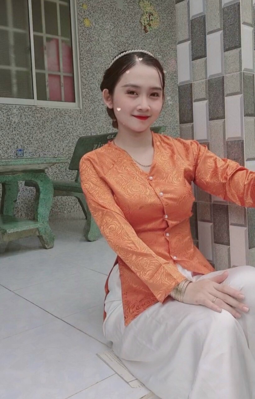 ÁO BÀ BA GẤM ĐÔNG HƯNG ( KÈM QUẦN )