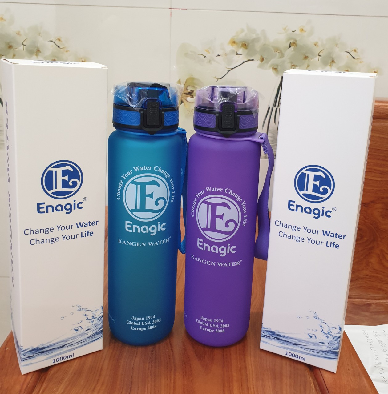 Bình enagic đựng nước ion kiềm dung tích 1000ml - 2 màu tím và xanh dương