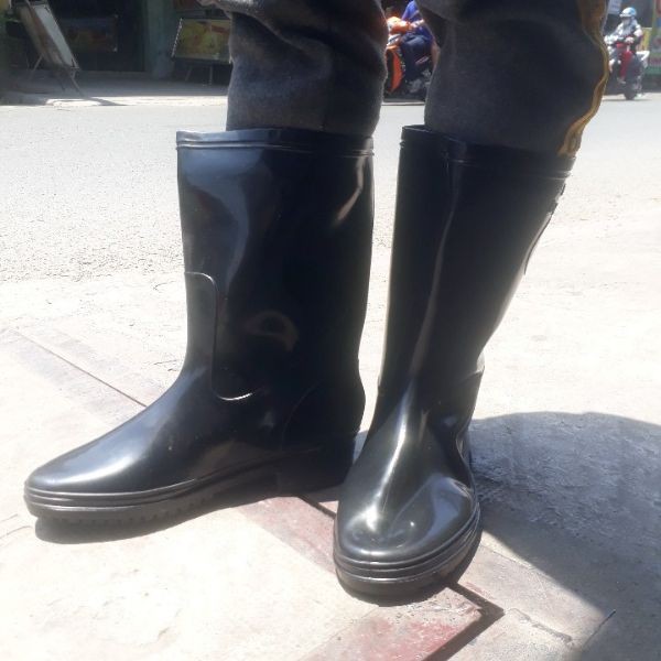 ỦNG CAO SU NAM NỮ ĐI MƯA