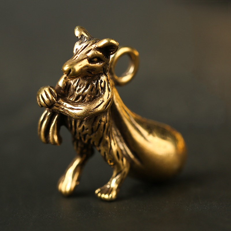 [HCM]Tượng Trưng Bày Phong Thủy Trang Trí Bằng Đồng Hình Chuột Vác Túi Vàng Làm Móc Khoá (Kích cỡ: 3.6 x 2.4cm)