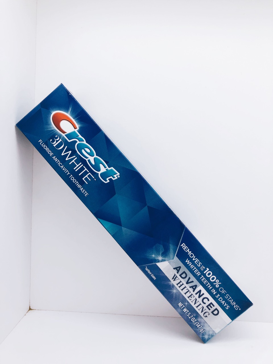 Kem đánh răng crest 3d white 147g của mỹ