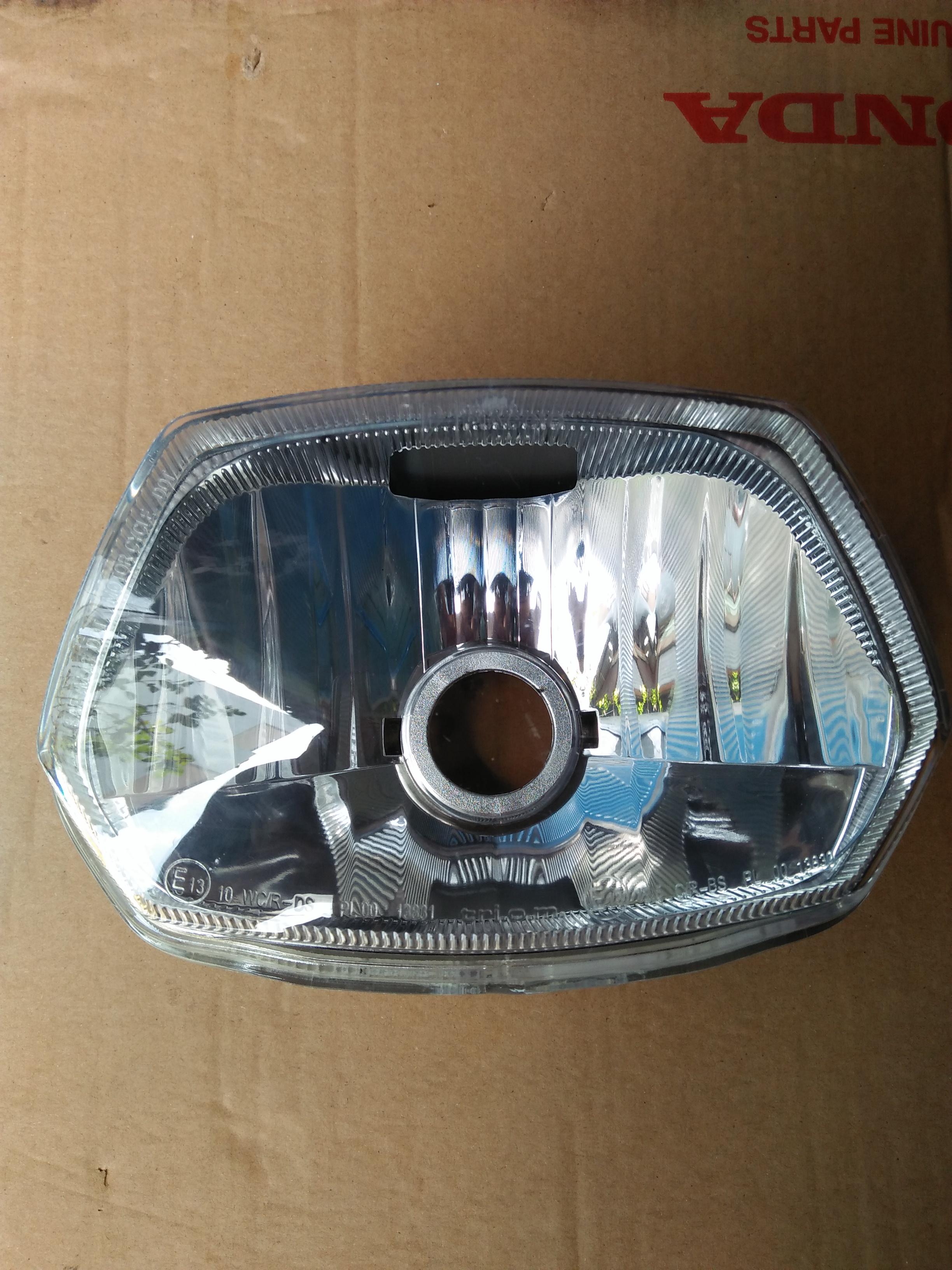 Pha đèn vespa sprint 150