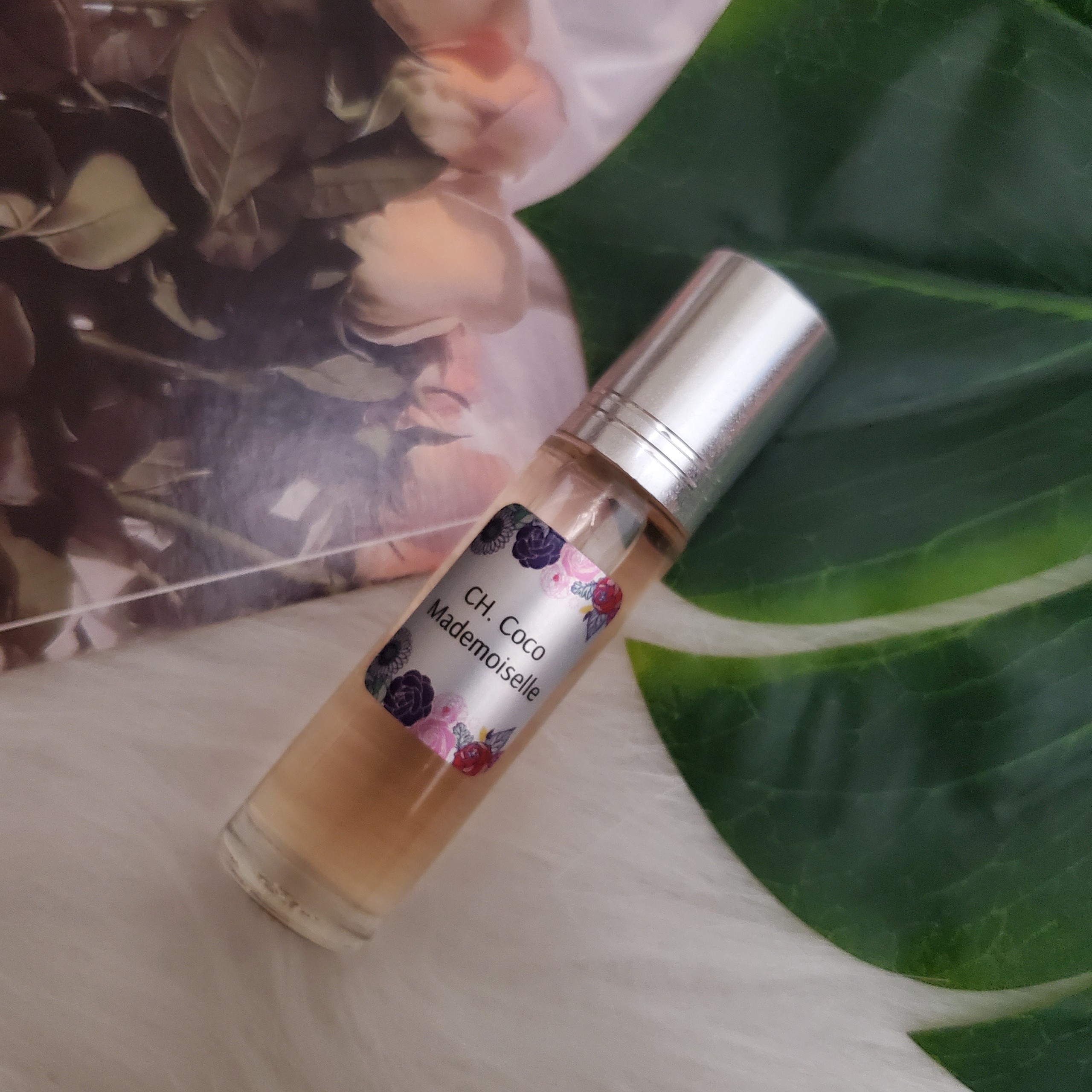 Tinh Dầu Nước Hoa Pháp Ch. Coco Mademoiselle 10ml. Sang trọng, quý phái. Chai dạng lăn/ Dạng xịt