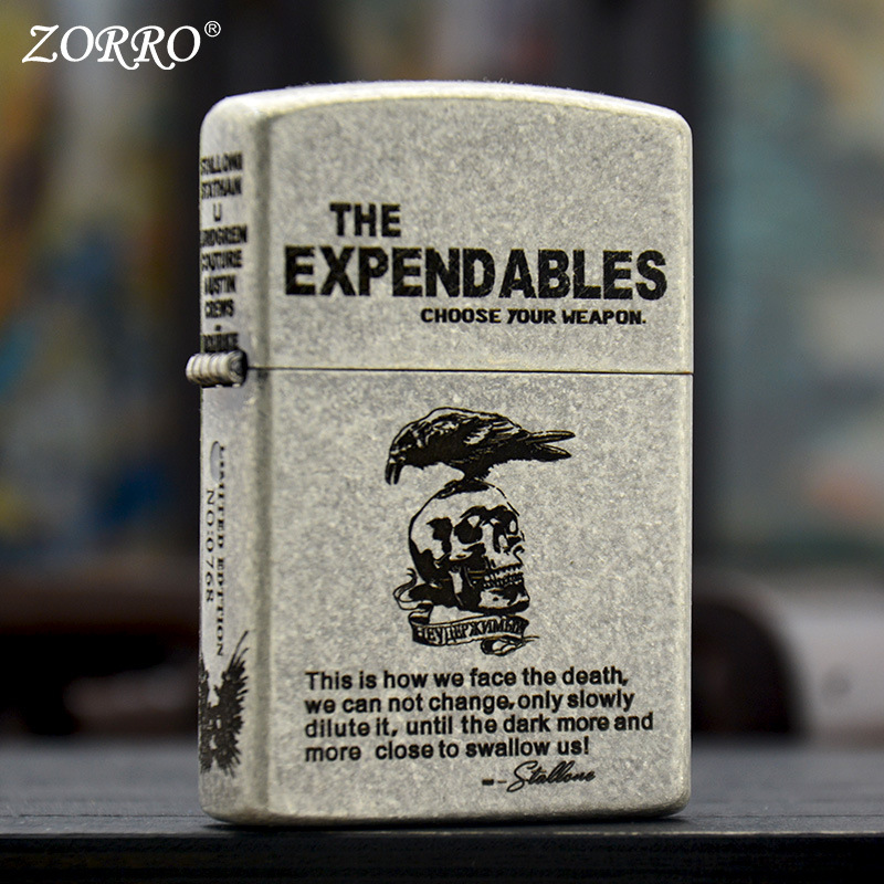 ( Chính Hãng ) Bật Lửa Zippo Zorro Bạc Cổ The Expendables Khắc 6 Mặt ( Tặng Kèm Đá Bấc Xịn - Có Hộp ) ( KHÔNG XĂNG)